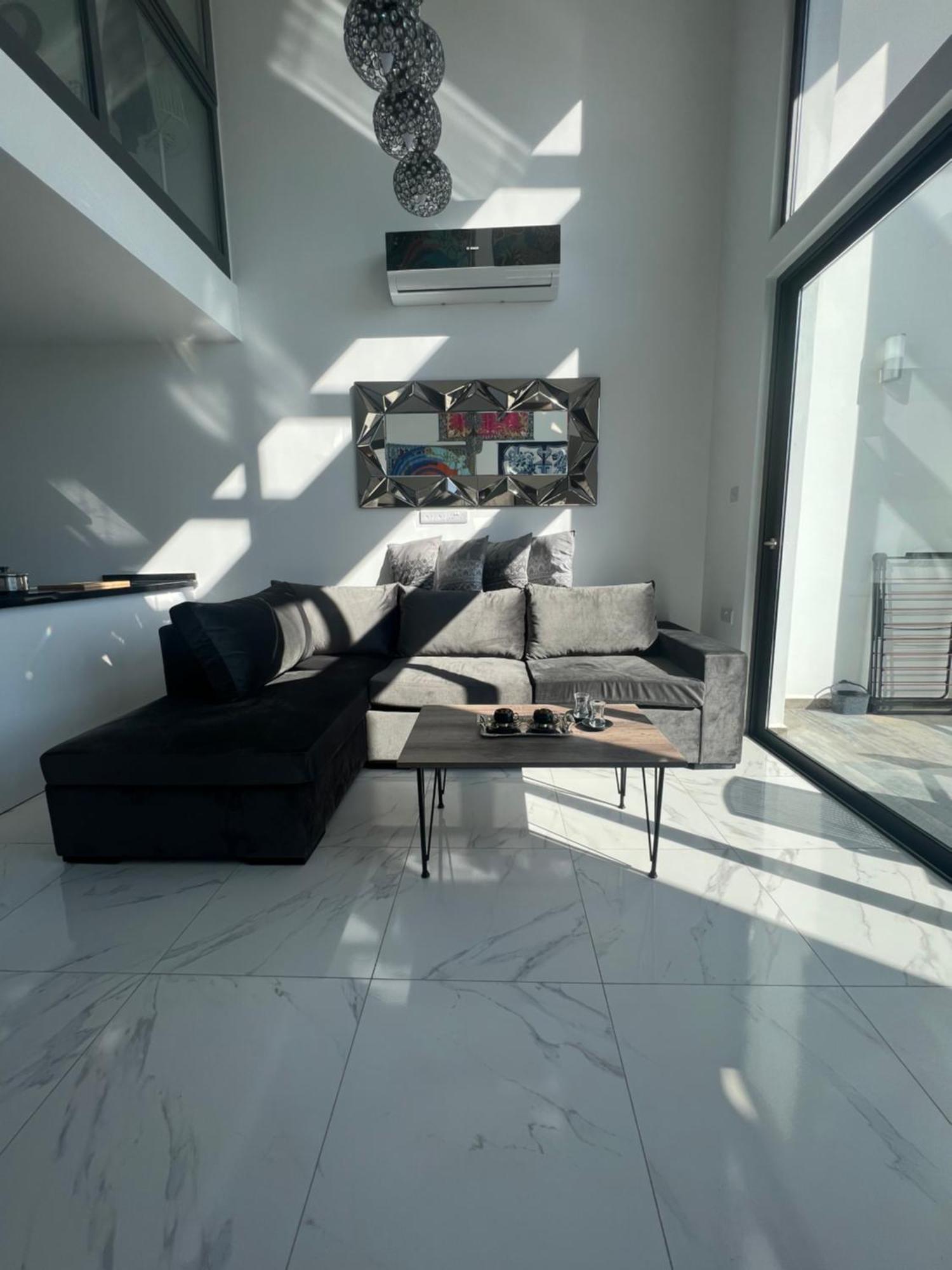 Hermes Penthouse Akanthou Esterno foto